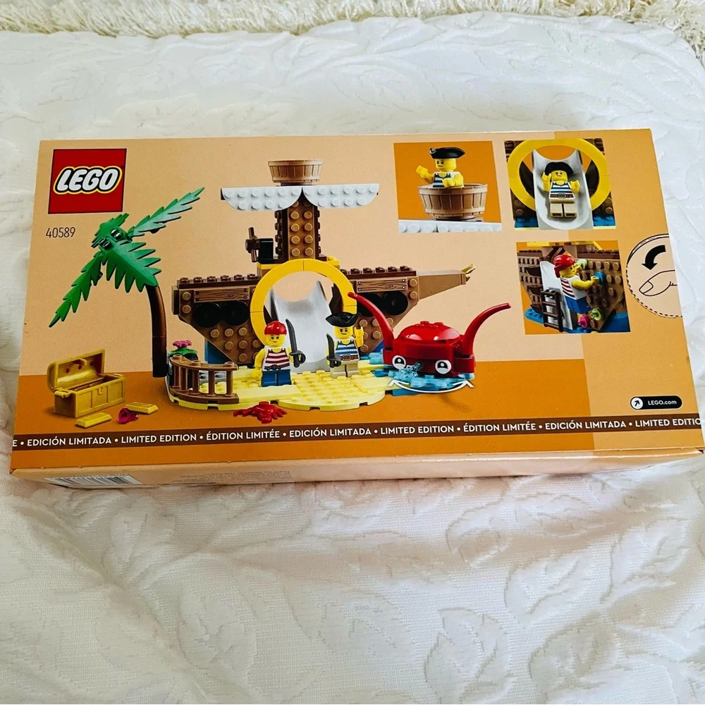 Lego Pirate Ship Playground 40589